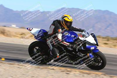 media/Jan-13-2024-SoCal Trackdays (Sat) [[9c032fe5aa]]/Turn 14 Inside (150pm)/